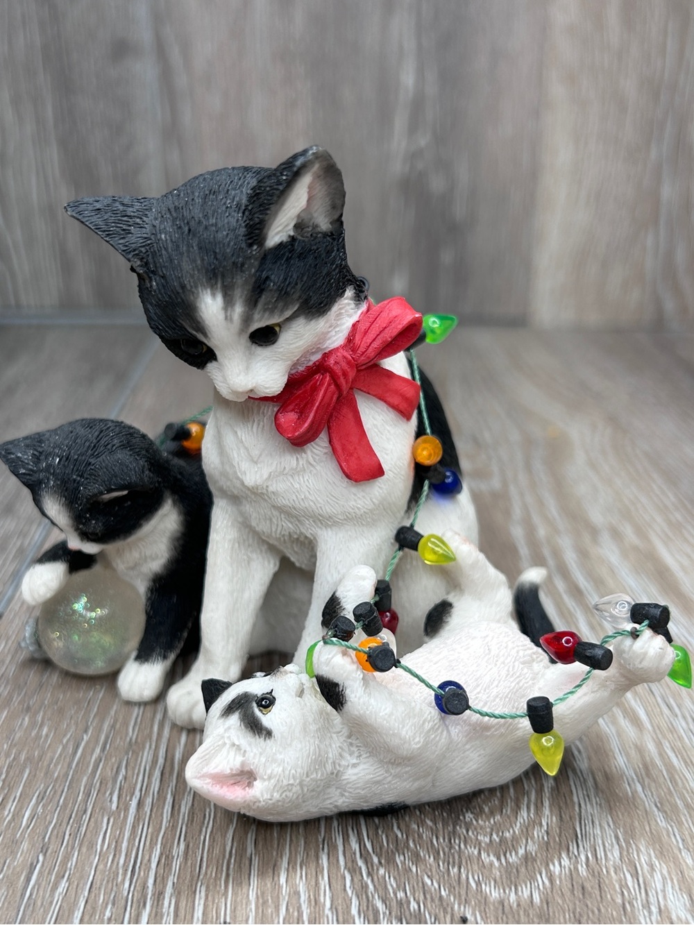 Lenox Taking Down The Tree Cat Figurines • Holiday Decor • Christmas Collectible - Picture 2 of 10